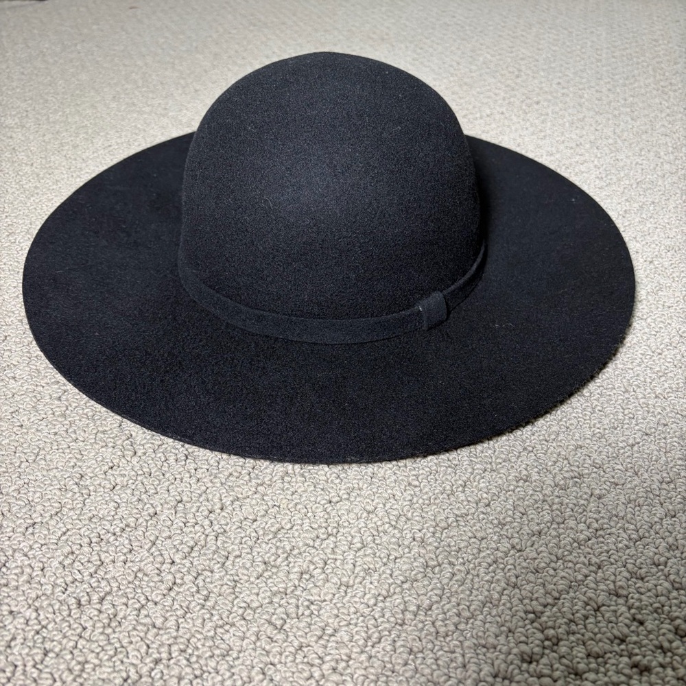 Tart Classic Black Wide-Brim Hat